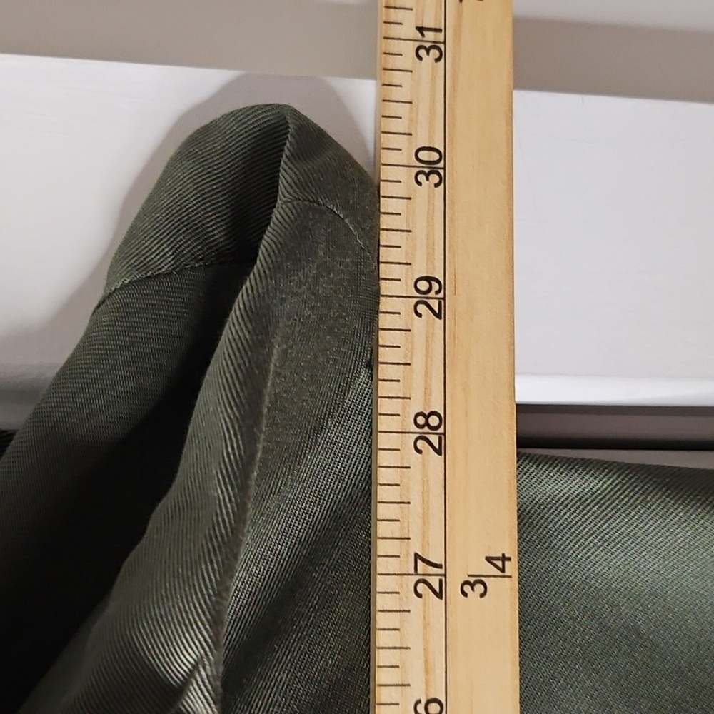 Lou & Grey LOFT Olive Green Button Front Open V Neck Tunic XL Blouse Lyocell - Picture 12 of 12